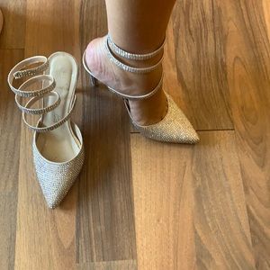Pointed toe diamond heels